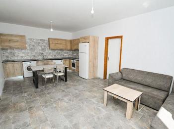  İLK EVİM KREDİSİNE UYGUN HASPOLAT BÖLGESİNDEZEMİN KAT  FUL EŞYALI SATILIK DAİRE