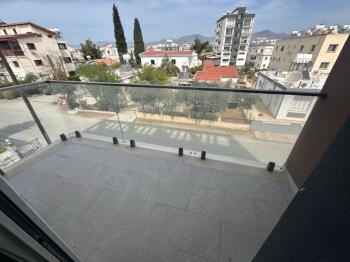 KIBRIS LEFKOŞA KÜÇÜKKAYMAKLI BÖLGESİNDE SATILIK DAİRE