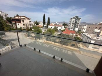 KIBRIS LEFKOŞA KÜÇÜKKAYMAKLI BÖLGESİNDE SATILIK DAİRE