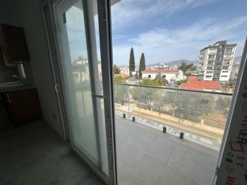 KIBRIS LEFKOŞA KÜÇÜKKAYMAKLI BÖLGESİNDE SATILIK DAİRE