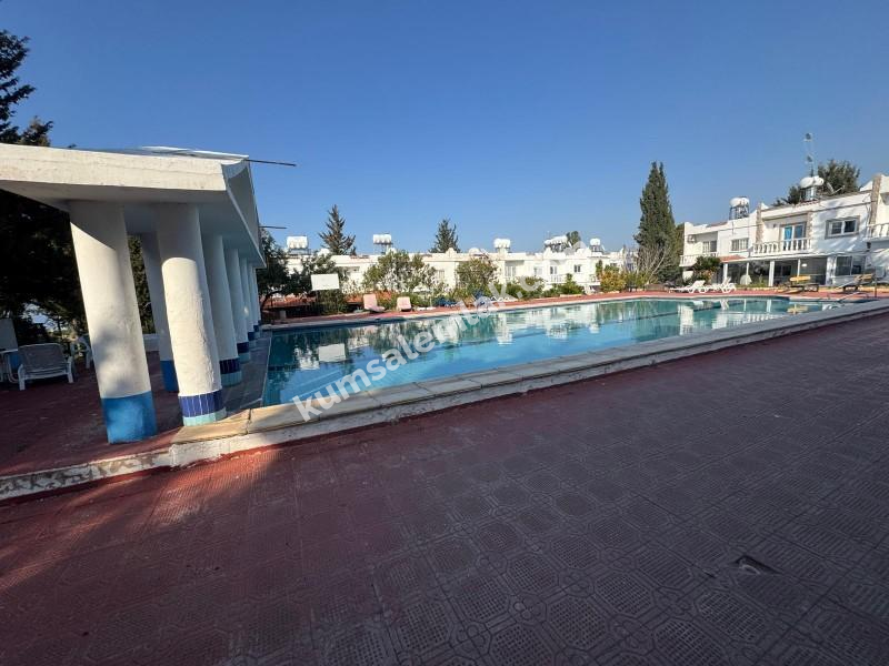 GİRNE ÇATALKÖYDE İKİZ EV
