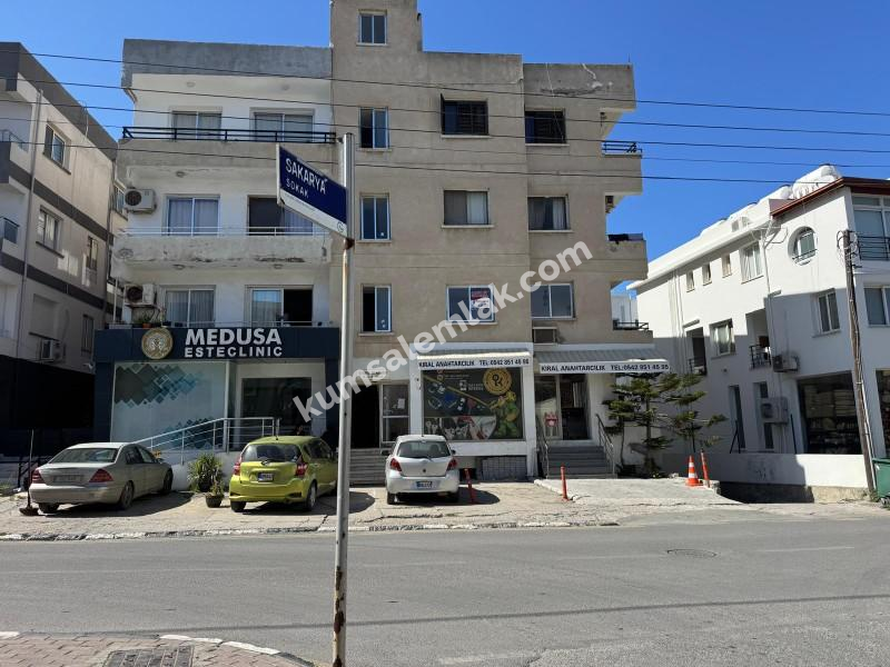 GİRNE MERKEZDE  3+1 SATILIK DAIRE