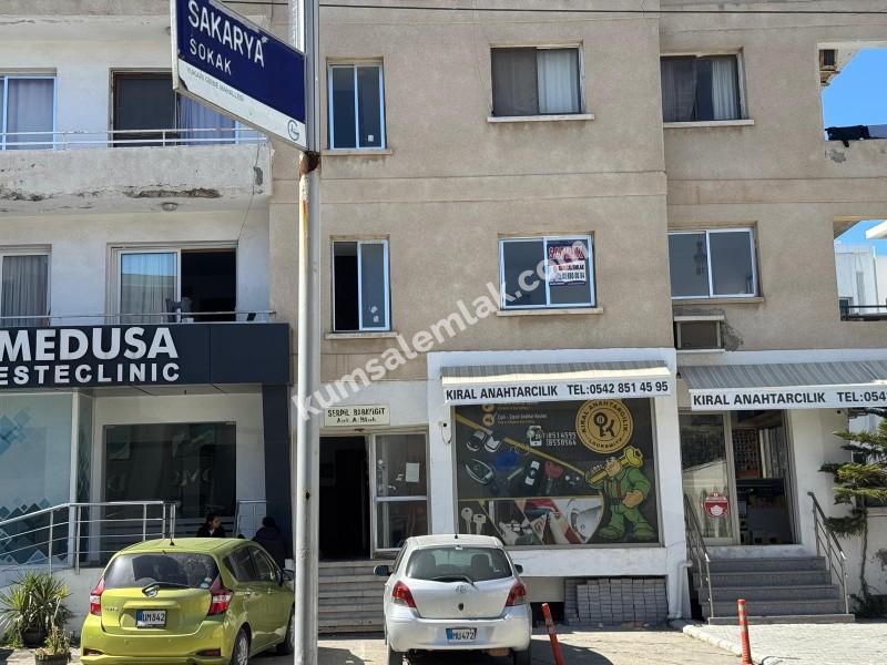 GİRNE MERKEZDE  3+1 SATILIK DAIRE