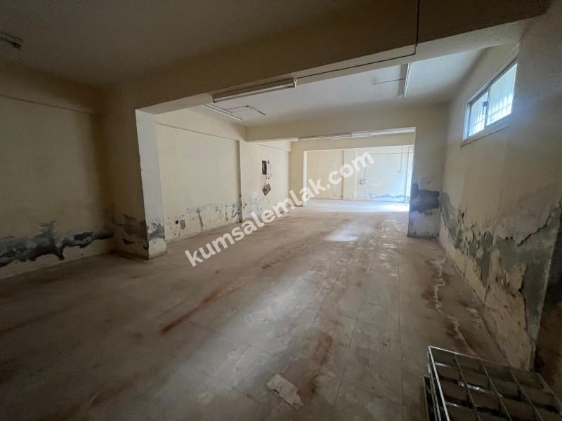 LEFKOŞA YENIKENT BÖLGESINDE ANA CADDE ÜZERİ KİRALIK DEPO