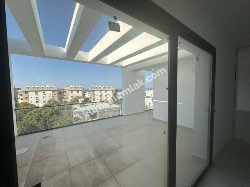 GİRNE ALSANCAK BÖLGESİNDE SATILIK YENİ SIFIR PENTHOUSE
