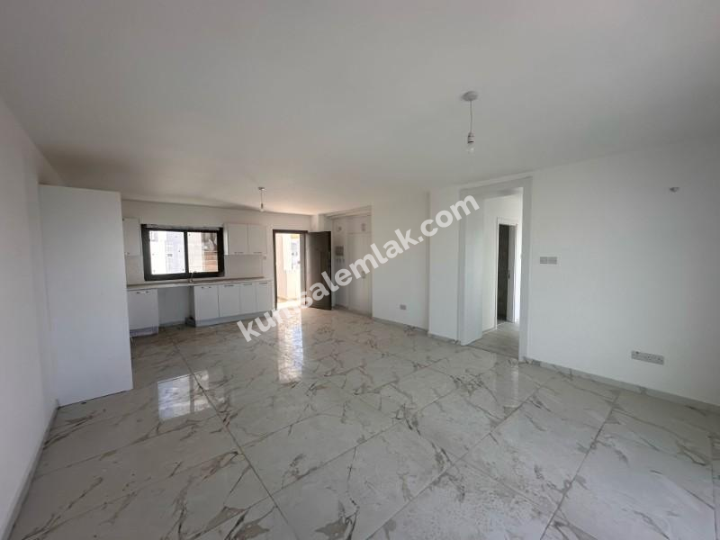 GİRNE ALSANCAK BÖLGESİNDE SATILIK YENİ SIFIR PENTHOUSE