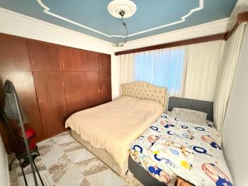 Girne Merkezde Türk Malı 2+1 Geniş Satılık Daire 