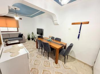 Girne Merkezde Türk Malı 2+1 Geniş Satılık Daire 