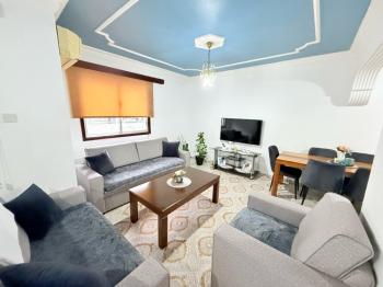 Girne Merkezde Türk Malı 2+1 Geniş Satılık Daire 