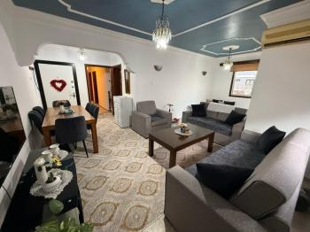 Girne Merkezde Türk Malı 2+1 Geniş Satılık Daire 