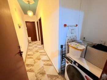 Girne Merkezde Türk Malı 2+1 Geniş Satılık Daire 