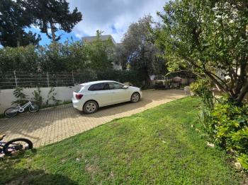 Yeşiltepe Bölgesinde Ozel Havuzlu Satılık Villa