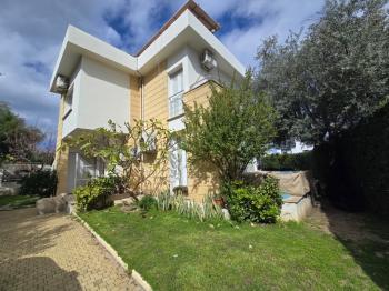 Yeşiltepe Bölgesinde Ozel Havuzlu Satılık Villa