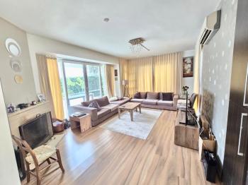 Yeşiltepe Bölgesinde Ozel Havuzlu Satılık Villa