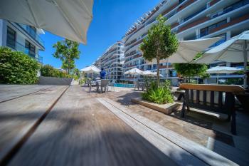 Kıbrıs Girne Akacan Elegance'da Elit Blokta Geniş 3+1 Satılık Daire