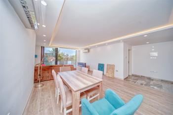 Kıbrıs Girne Akacan Elegance'da Elit Blokta Geniş 3+1 Satılık Daire