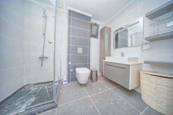 Kıbrıs Girne Akacan Elegance'da Elit Blokta Geniş 3+1 Satılık Daire
