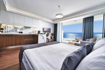 İskele Long Beach Bölgesinde Satılık 1+0  Residence Daireler
