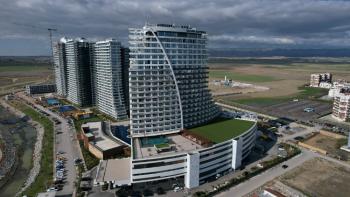 İskele Long Beach Bölgesinde Satılık 1+0  Residence Daireler
