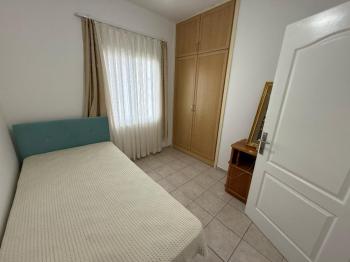 Girne Karaoğlanoğlunda Havuzlu Sitede Kiralık 3+1 İkiz Ev 