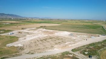 Kıbrıs Lefkoşa Düzova Bölgesinde Satılık Konut İmarlı Arsa