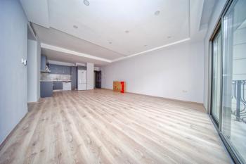 Girne Merkez'de Kiralık Manzaralı 2+1 Lüks Daireler