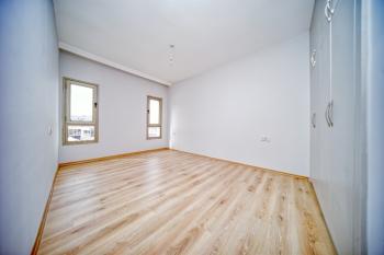 Girne Merkez'de Kiralık Manzaralı 2+1 Lüks Daireler