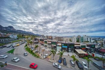 Girne Merkez’de Deniz Manzaralı 3+1 Lüks Kiralık Daire