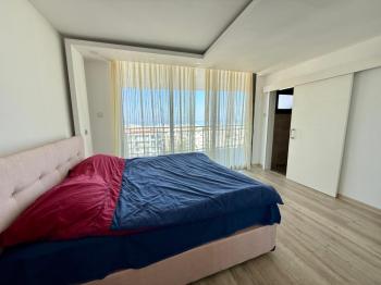 Girne’nin En Prestijli Sitesinde Full Deniz Manzaralı 4+1 Lüks Daire