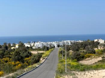 Girne Esentepe Bölgesinde Satılık Deniz Manzaralı Arsalar