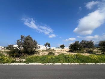 Girne Esentepe Bölgesinde Satılık Deniz Manzaralı Arsalar