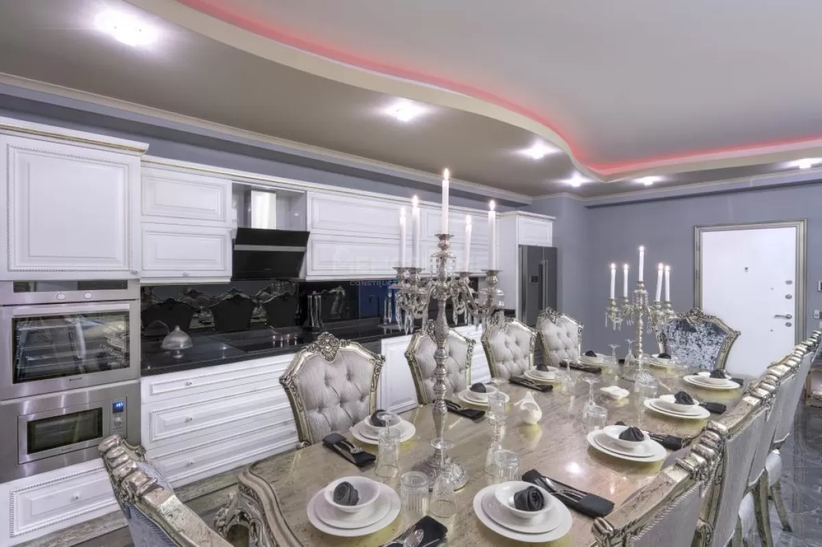 Luksuriøs 3+1 penthouse