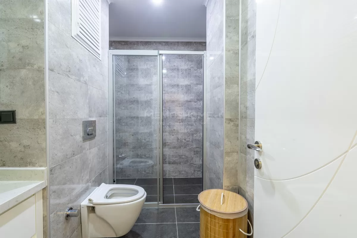 Stunning 3+1 with Full Sea