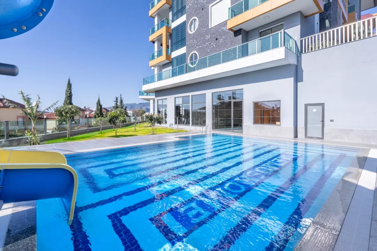 Stunning 3+1 with Full Sea