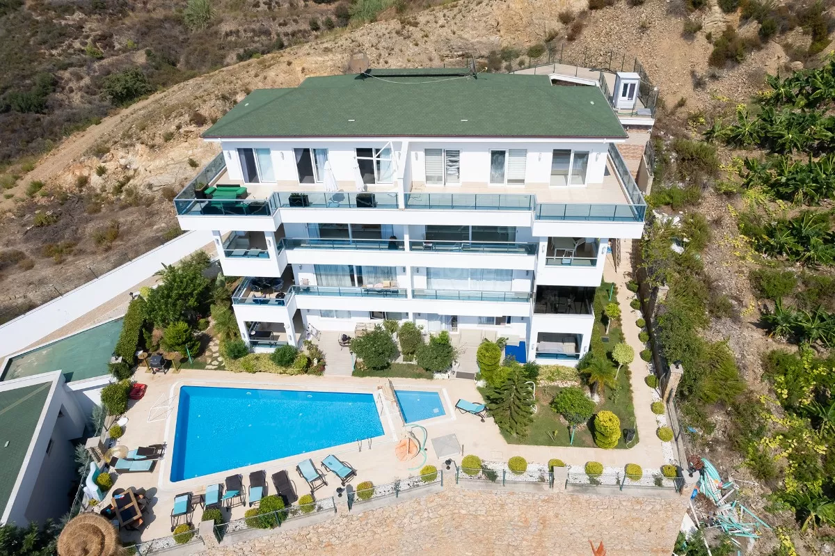 Luxury 3+1 Duplex Apartment in Kargıcak