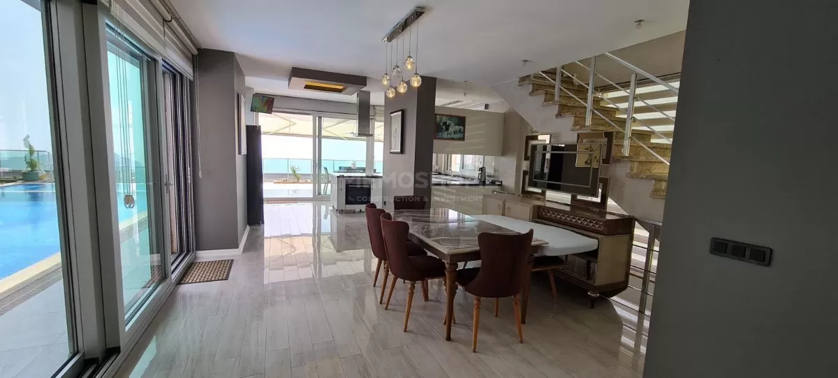 Superluxuriöse 5+1 Villa in Bektas