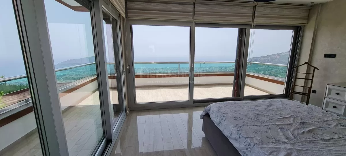 Superluxuriöse 5+1 Villa in Bektas