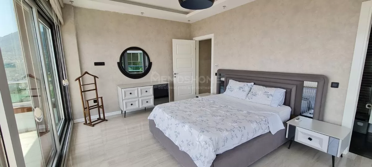 Superluxuriöse 5+1 Villa in Bektas