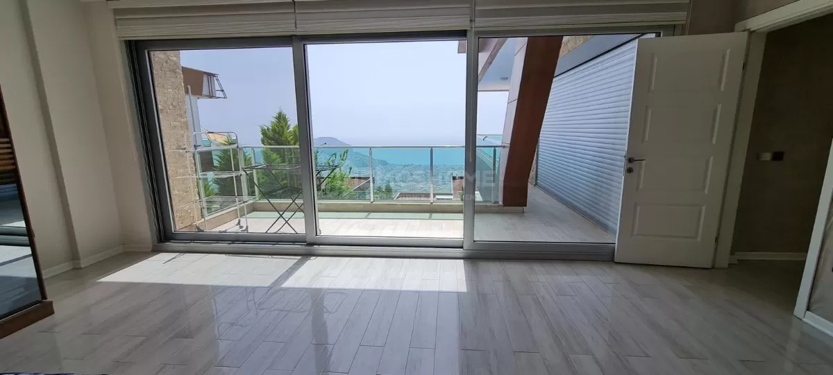 Superluxuriöse 5+1 Villa in Bektas