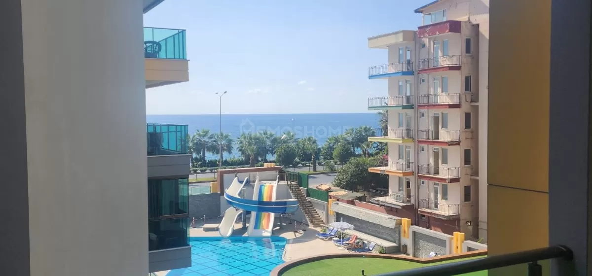 Romslig fullt møblert 2+1 med havutsikt