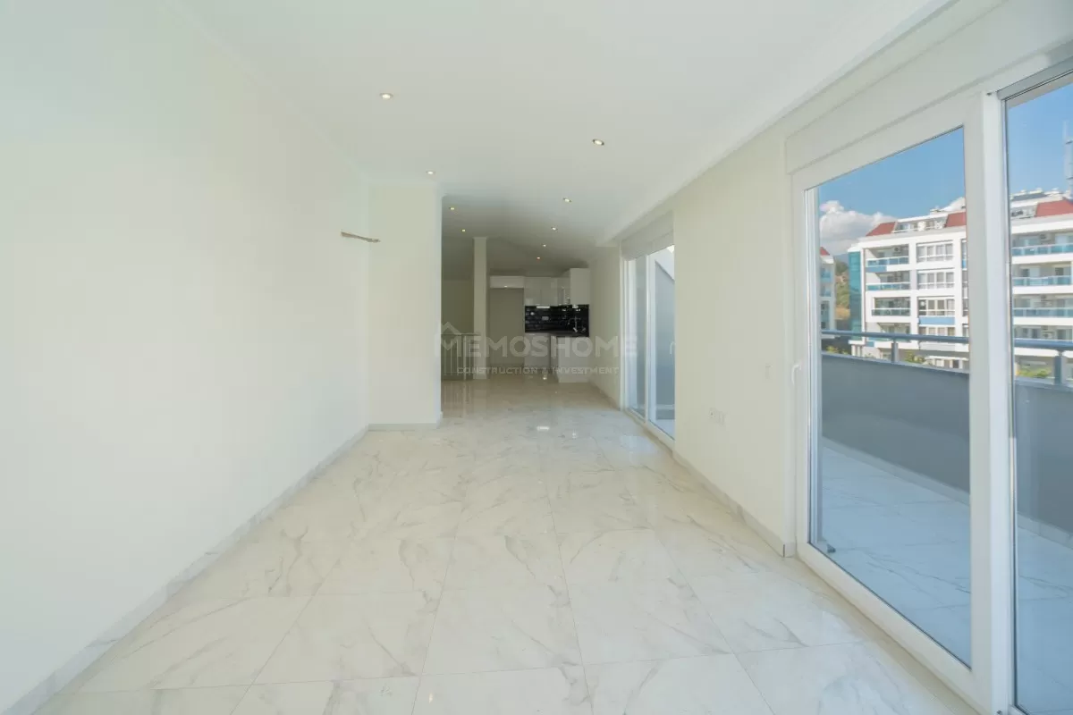 Cozy 4+1 Penthouse In Kestel