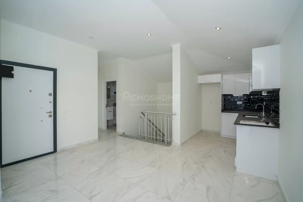 Cozy 4+1 Penthouse In Kestel