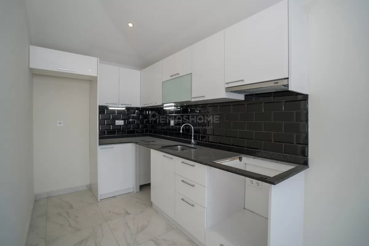 Cozy 4+1 Penthouse In Kestel