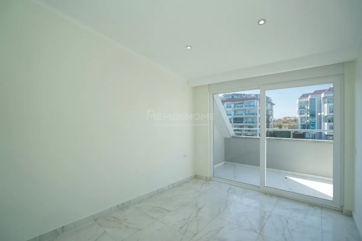 Cozy 4+1 Penthouse In Kestel