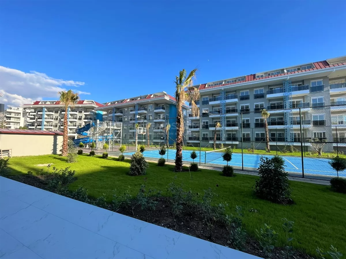 Cozy 4+1 Penthouse In Kestel