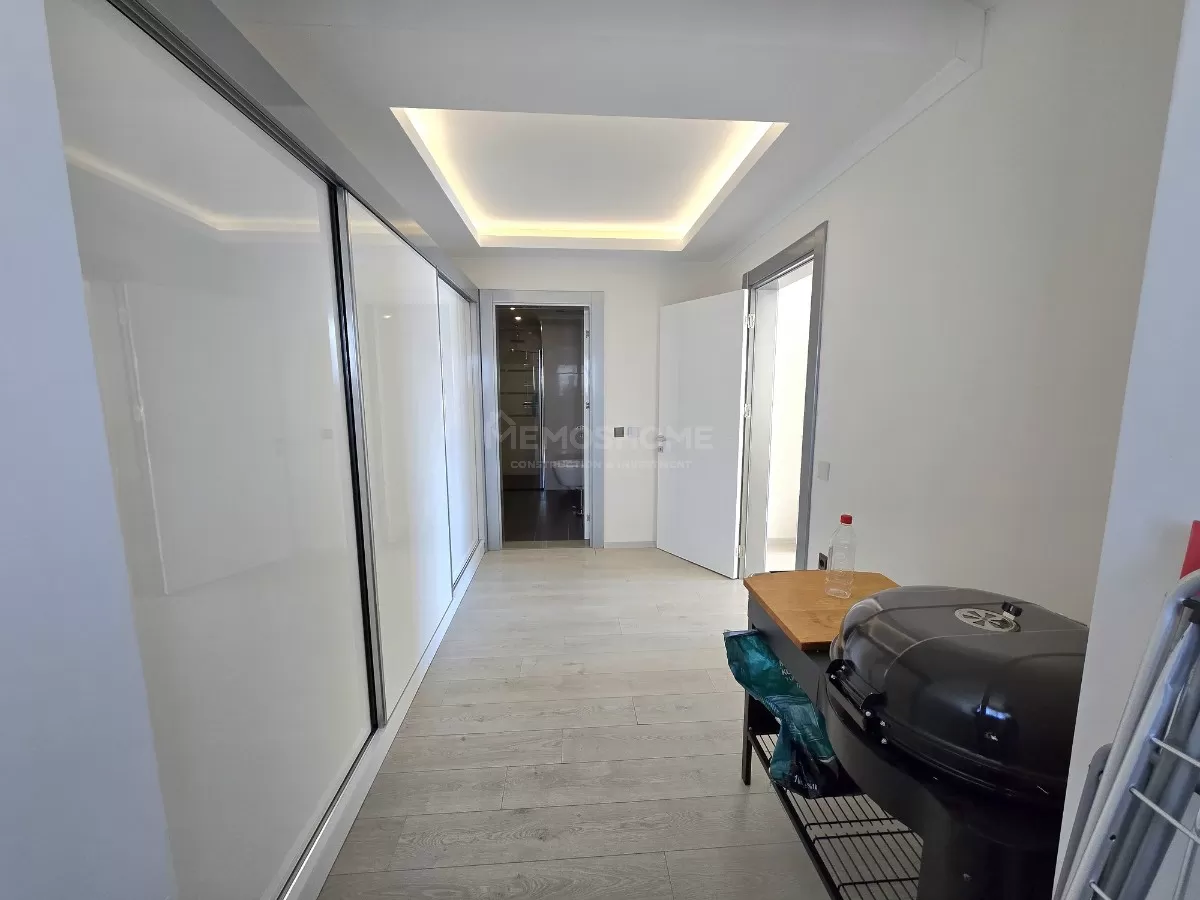 romslig 4+1 leilighet i Oba