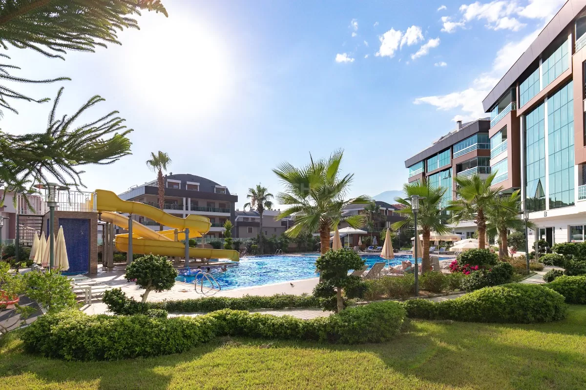 romslig 4+1 leilighet i Oba