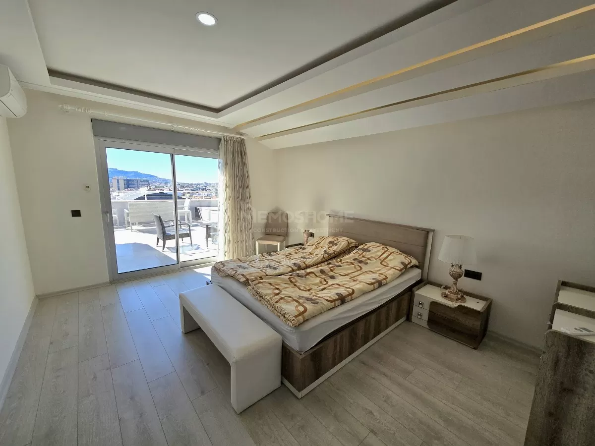 romslig 4+1 leilighet i Oba