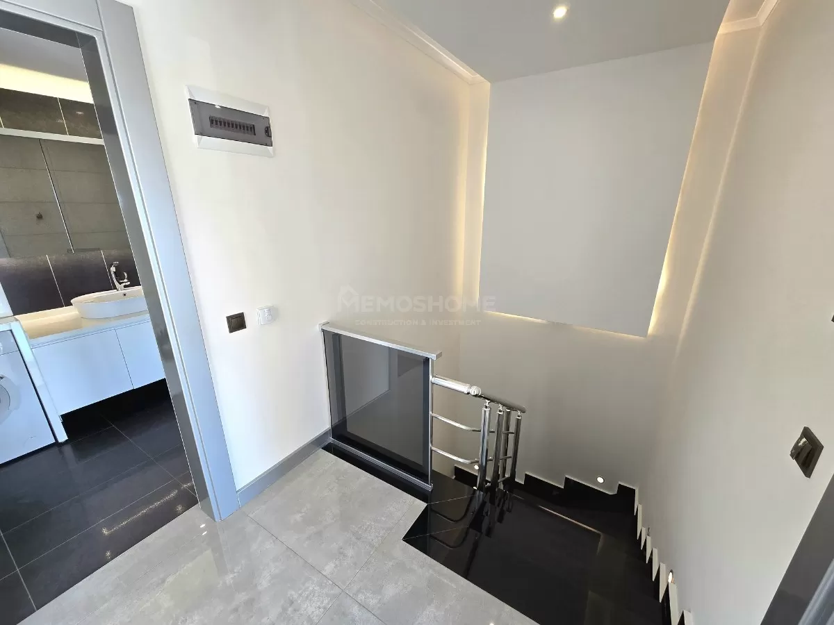 romslig 4+1 leilighet i Oba