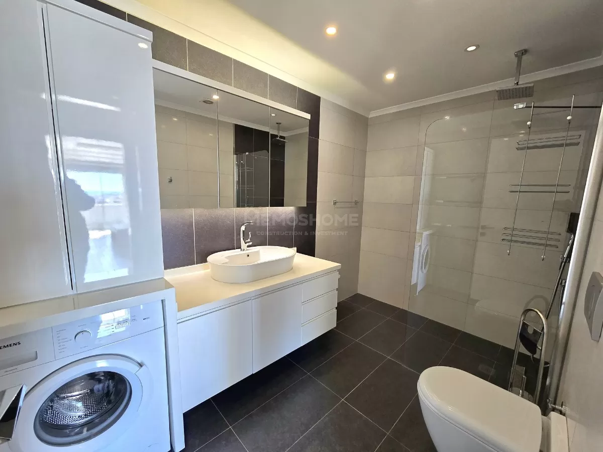 romslig 4+1 leilighet i Oba